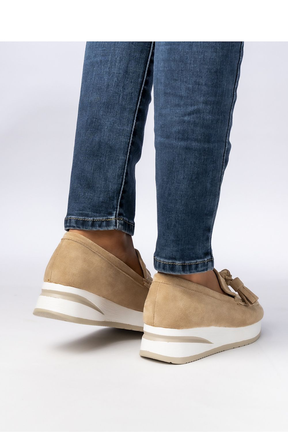 Moccassins model 210601 Inello