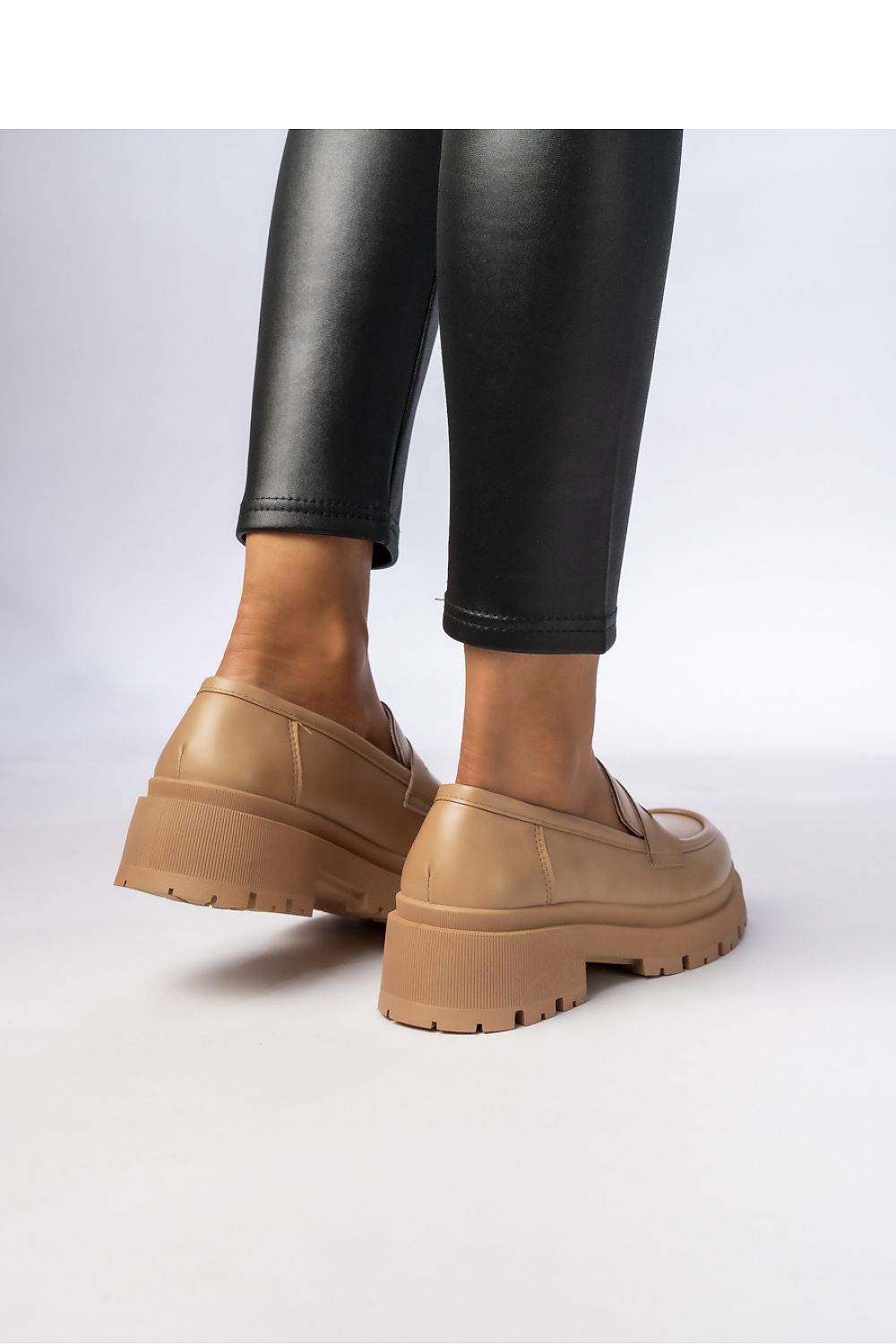 Moccassins model 210612 Inello