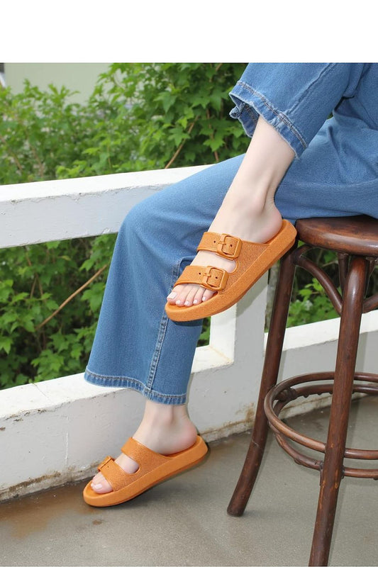 slippers model 212943 Inello