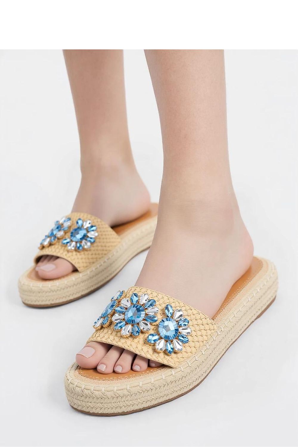 slippers model 212976 Inello