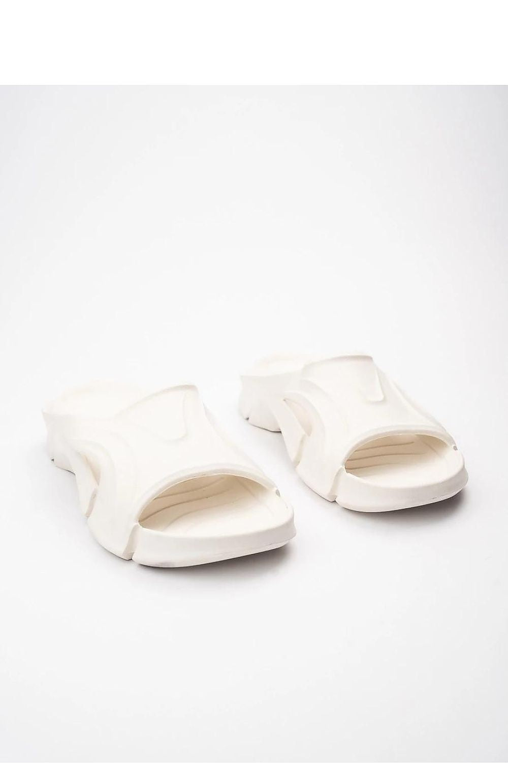slippers model 212992 Inello