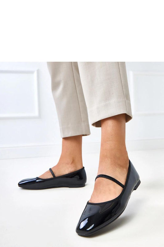 Ballerina\'s model 217948 Solea