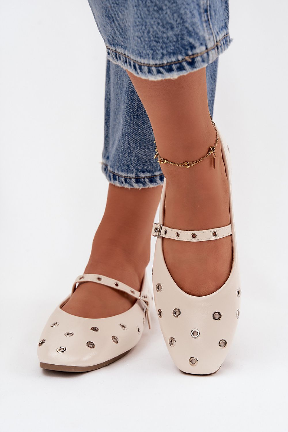 Ballerina\'s model 220679 Step in style