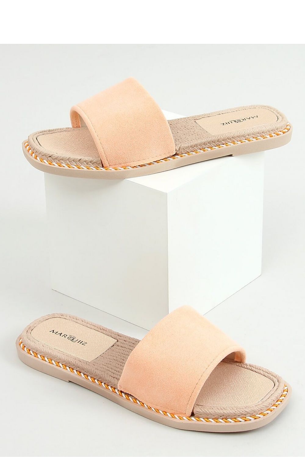 slippers model 155046 Inello