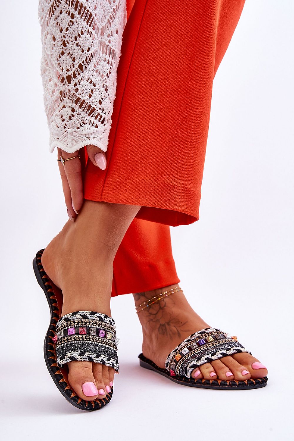 slippers model 178447 Step in style