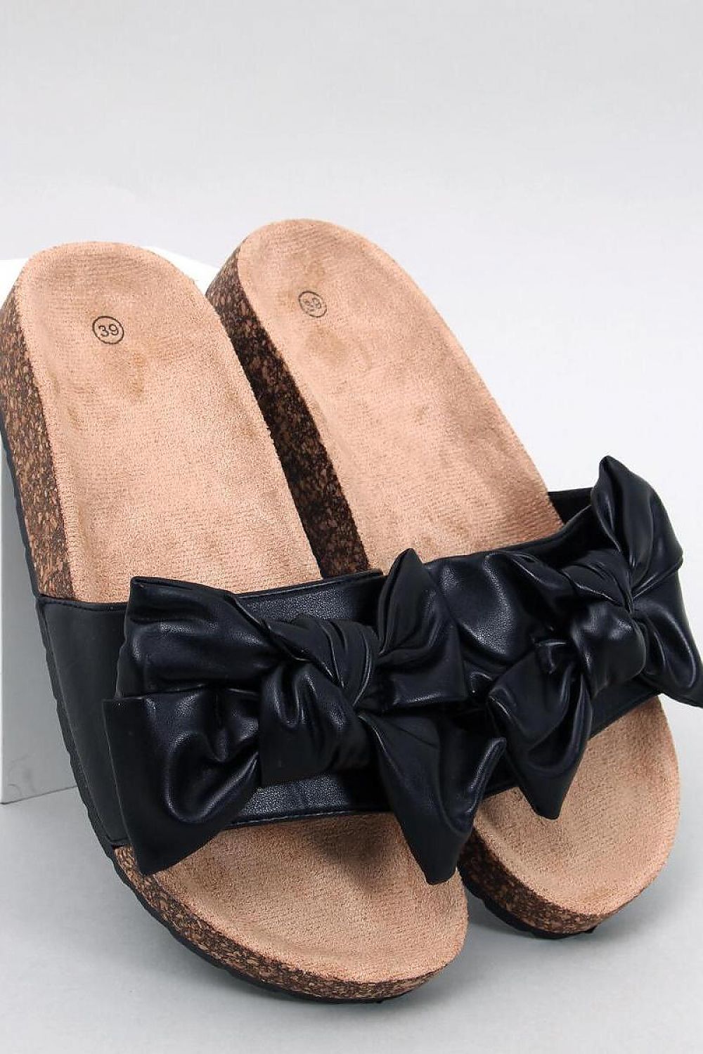  slippers model 195619 Inello 