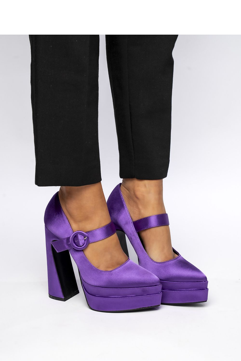  Pumps met dikke hak model 210331 Inello 