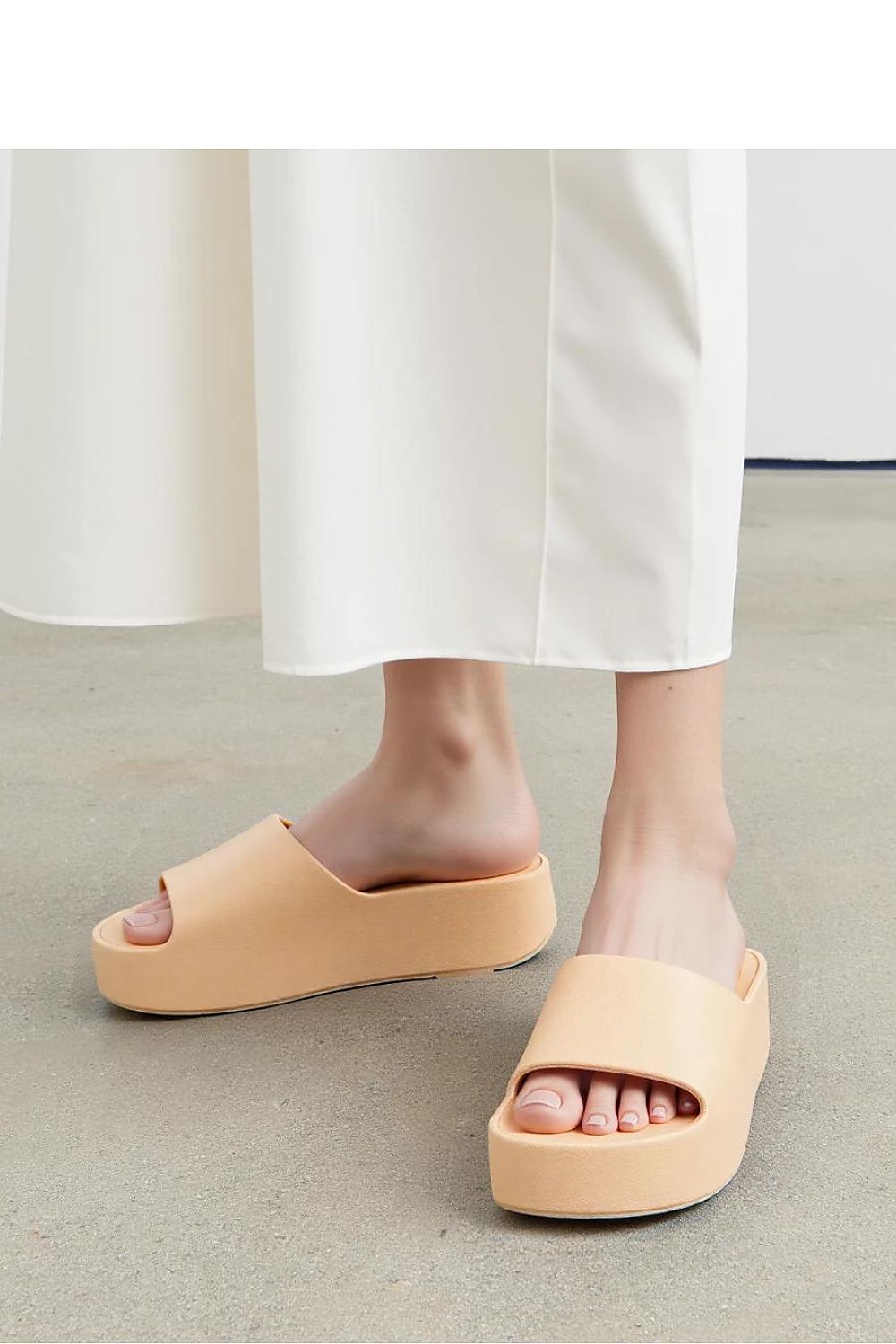  slippers model 212950 Inello 