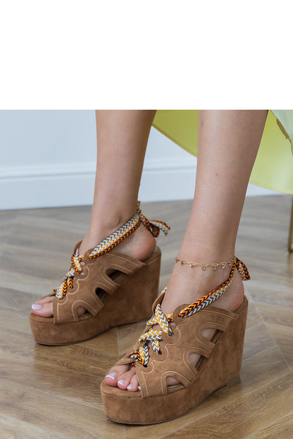  Gebonden sandelen model 215287 PRIMO 