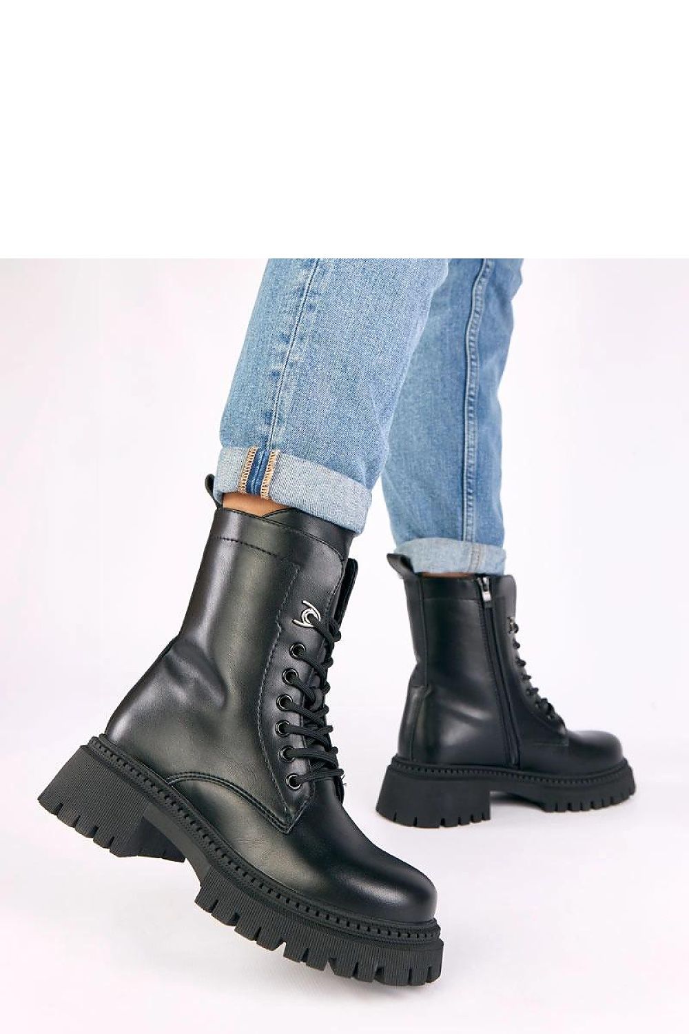  Laarsjes model 221632 Solea 