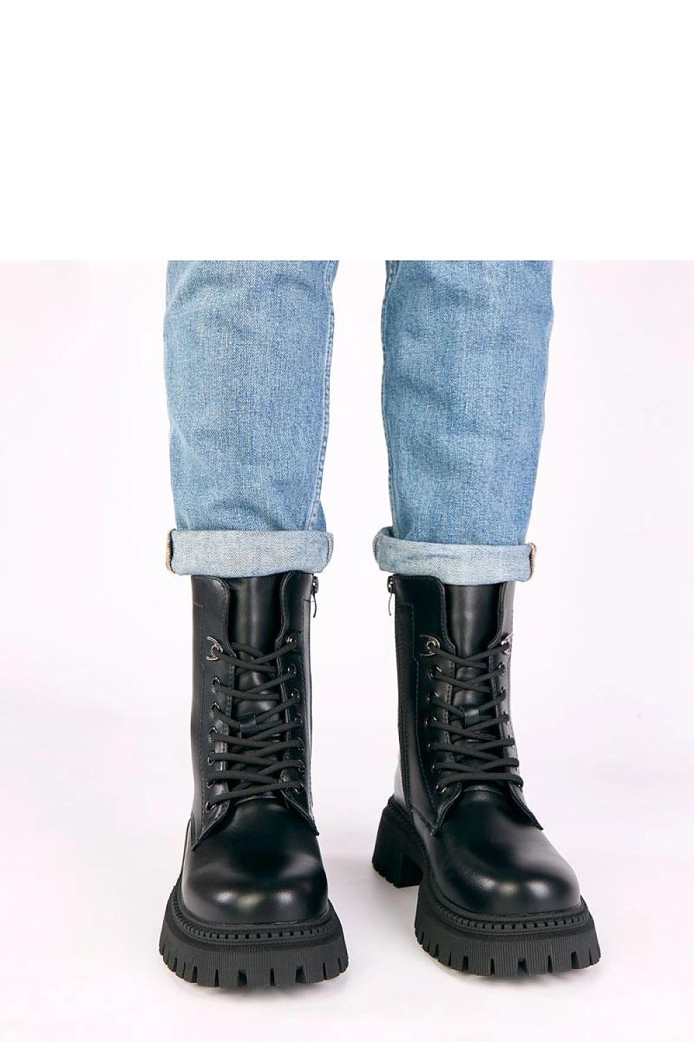  Laarsjes model 221632 Solea 