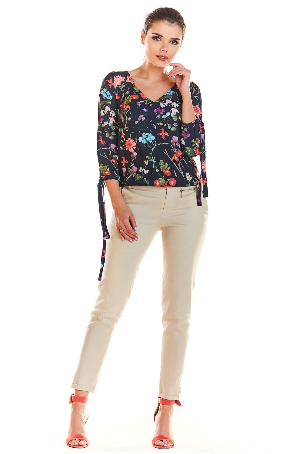  blouse model 129188 Infinite You 