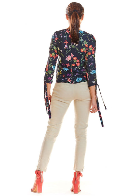  blouse model 129188 Infinite You 