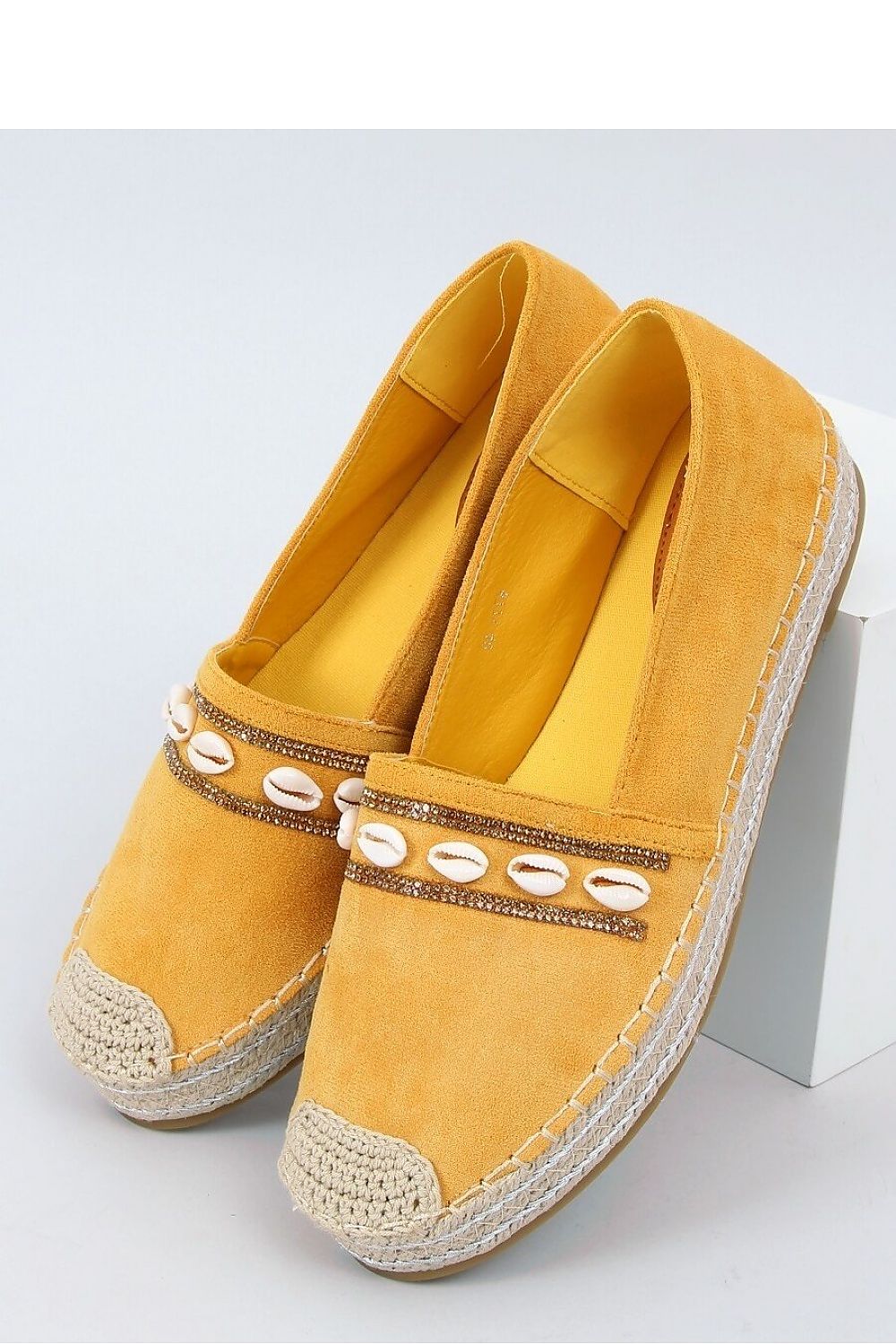  Espadrilles model 153912 Inello 