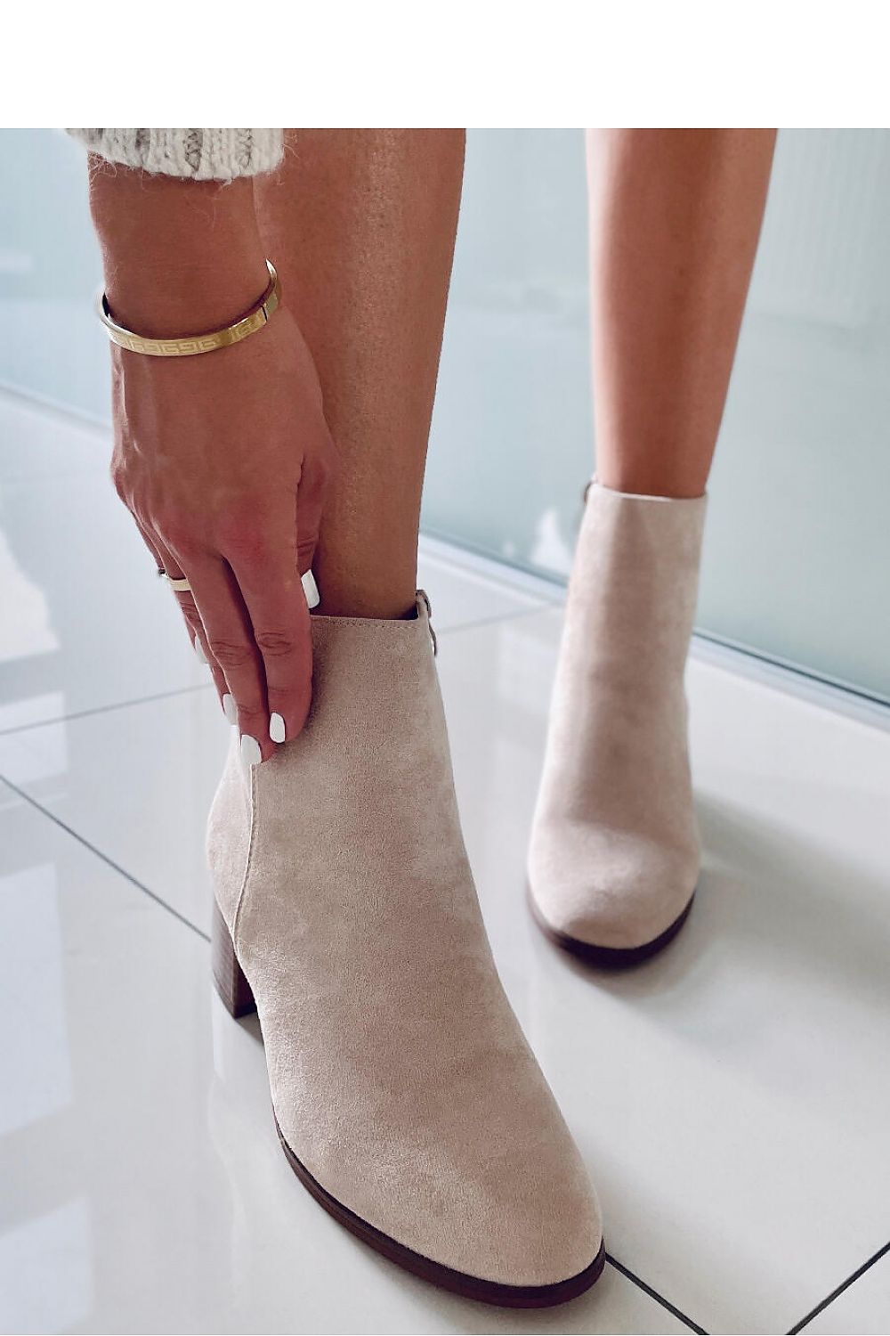  Laarsjes met hoge hak model 172585 Inello 