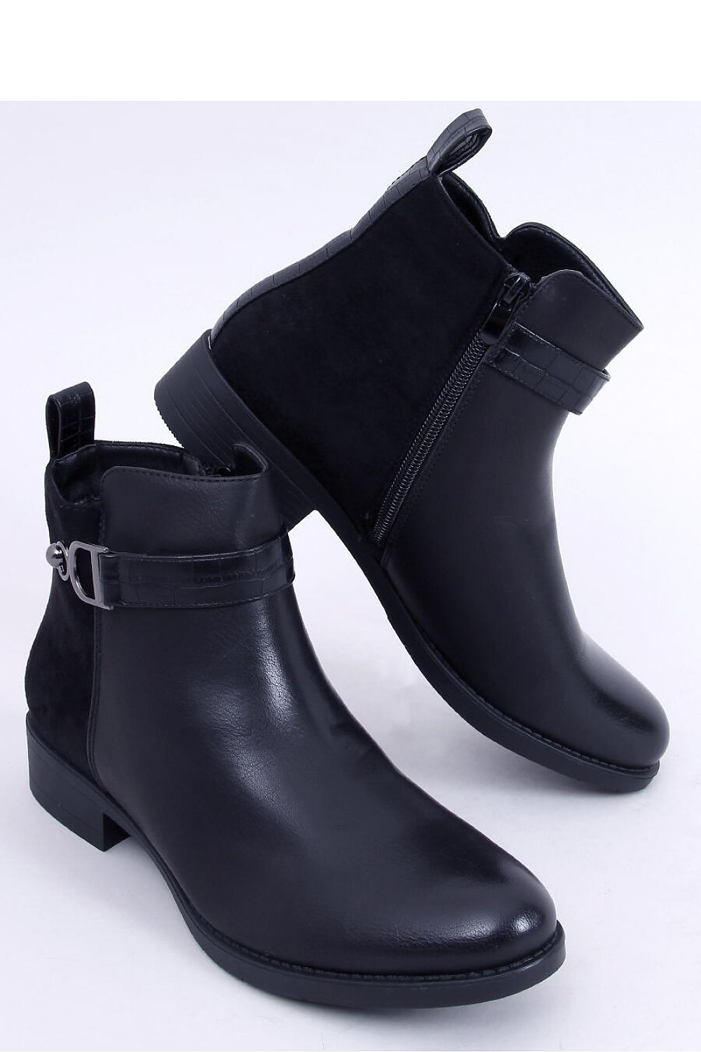  Chelsea boots model 172882 Inello 