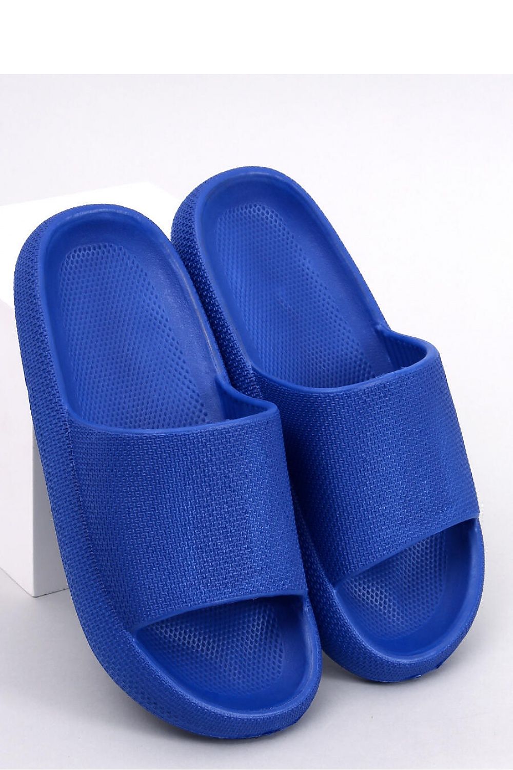  slippers model 180432 Inello 